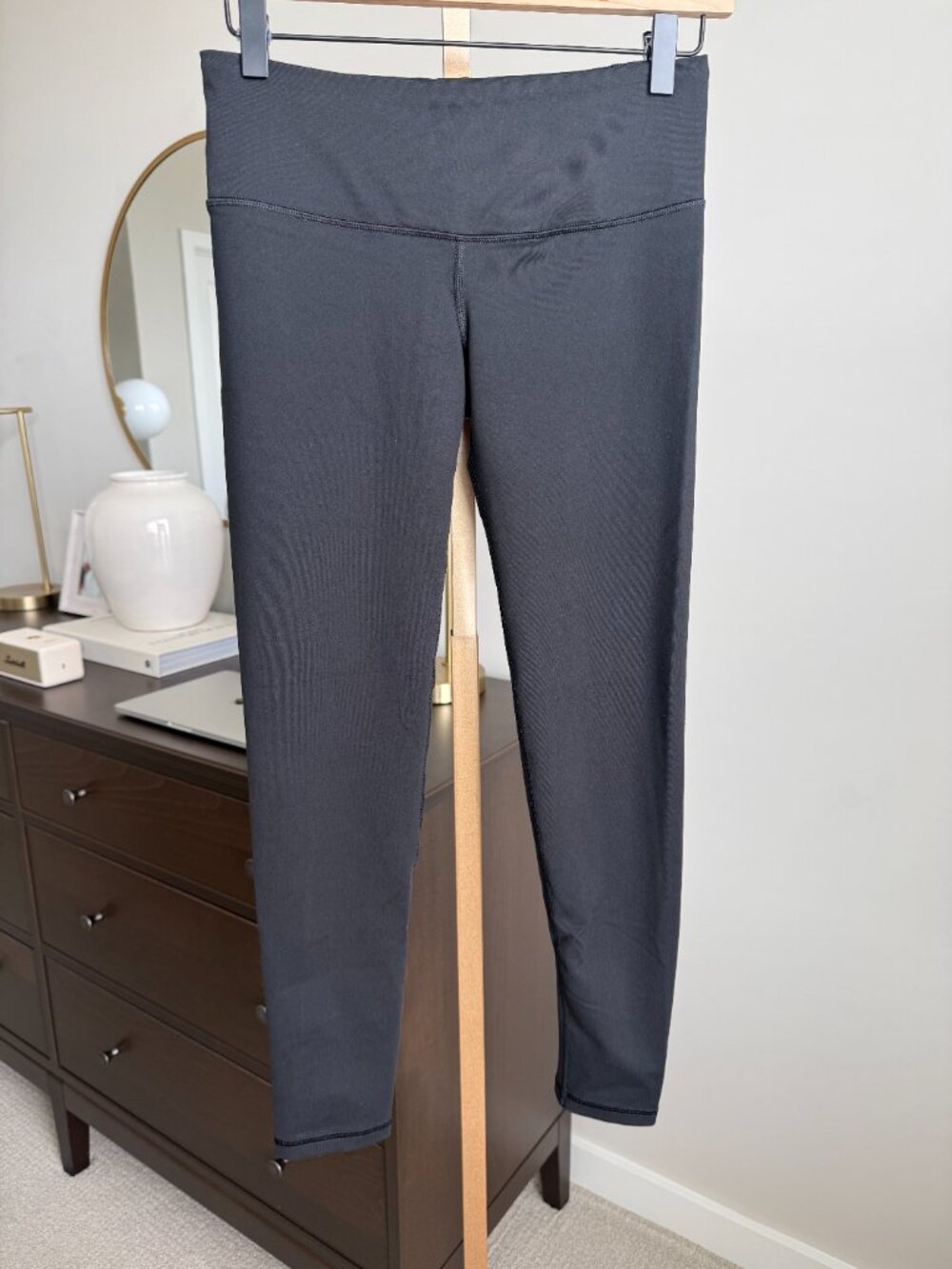 VICTORIA’S SECRET VSX Black Sport Leggings
